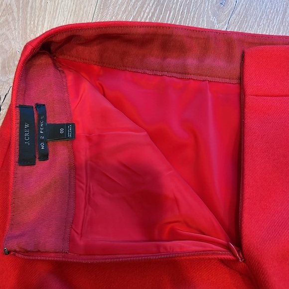 Be my valentine! Jcrew pencil skirt - Picture 3 of 5